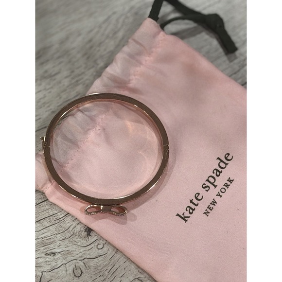 Kate Spade New York Ready Set Bow Bangle Bracelet Rose Gold - W/ Dustbag - Picture 3 of 10